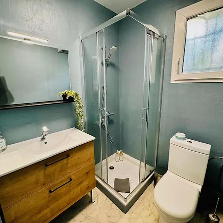 Maison Confortable Avec Jacuzzi A *